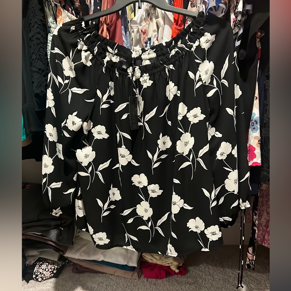NWT Gibson blouse